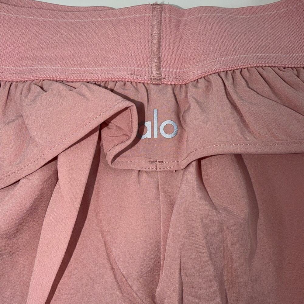 Alo Yoga Vintage Pink Match Point Short Size M - Picture 9 of 11